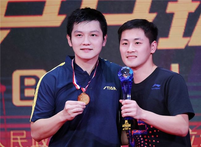 开云体育app-关于里程碑夜！瓦伦西亚造点机会，欧联集结日刷纪录，目标明确，临场指挥获称赞的信息